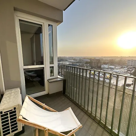 Klobucka White Near Chopin Airport Apartamento