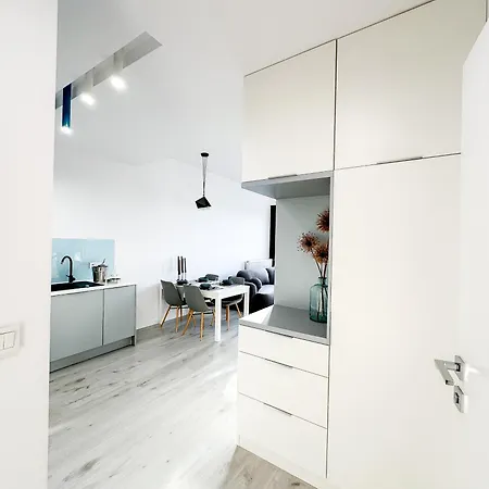 Apartamento Klobucka White Near Chopin Airport Varsóvia