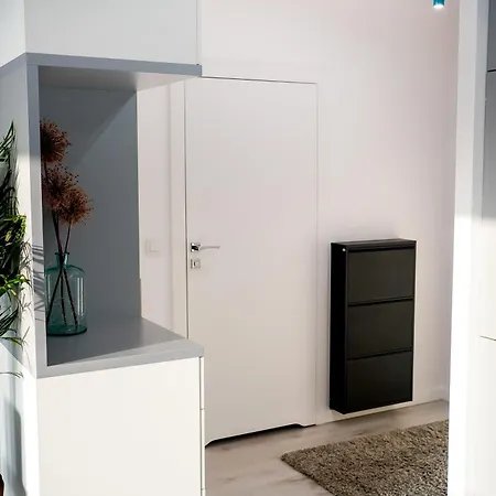 Apartamento Klobucka White Near Chopin Airport Varsóvia