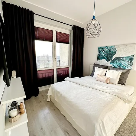 Klobucka White Near Chopin Airport Apartamento *
