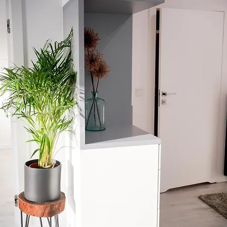 Klobucka White Near Chopin Airport *